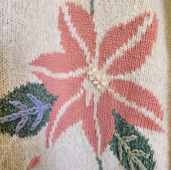 Northern Reflections Floral Sweater Size XL - Picture 6 of 9